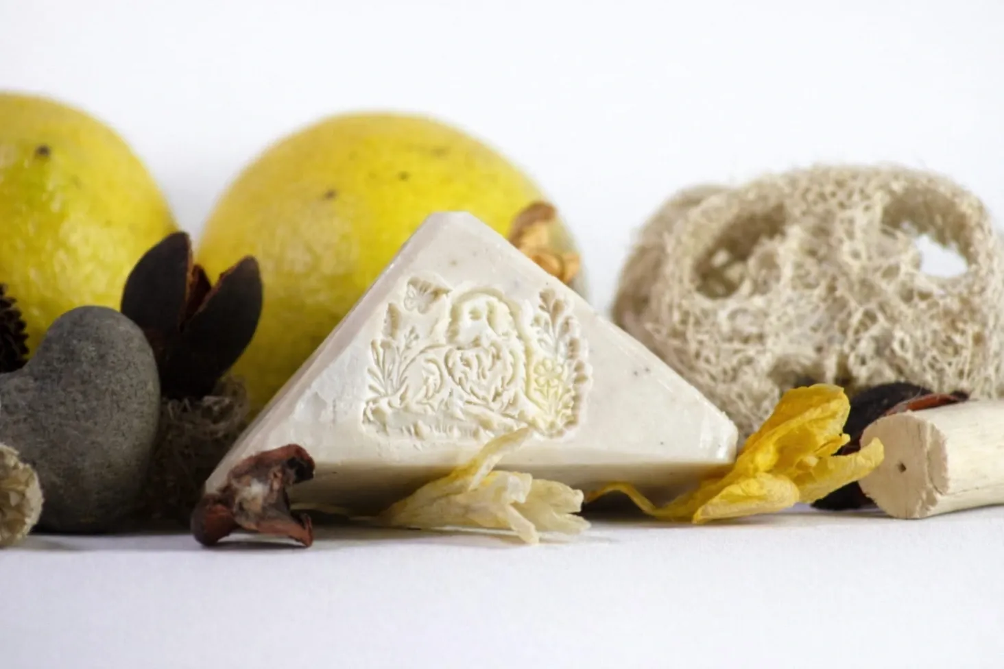 Sapone Naturale Taglio Grezzo Triangolare